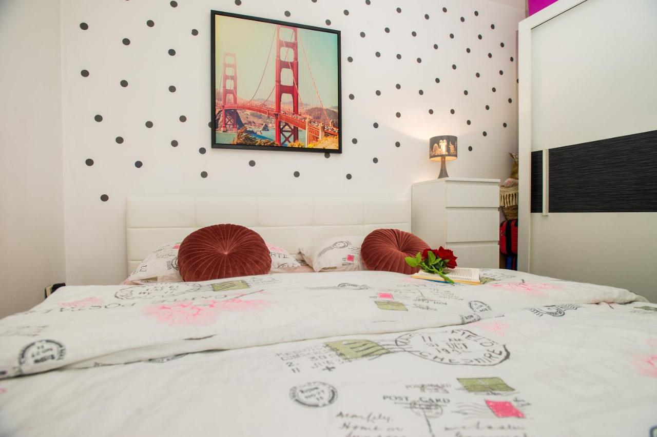 Miki - City Center Apartment With Large Balcony สปลิท ภายนอก รูปภาพ